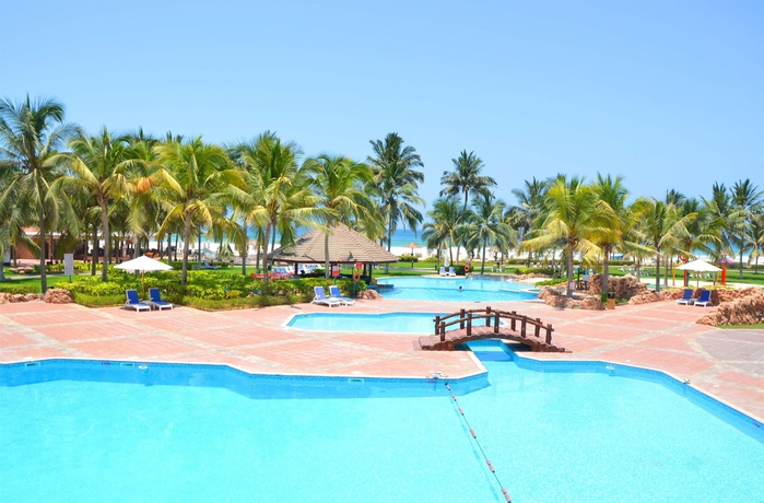 Imagen de la piscina del Hotel Crowne Plaza Resort Salalah, An Ihg. Foto 16