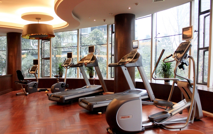 Imagen de los interiores del Hotel Crowne Plaza Riverside Chongqing. Foto 11