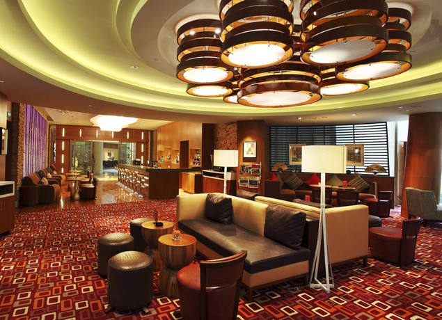 Imagen de los interiores del Hotel Crowne Plaza Riverside Chongqing. Foto 13