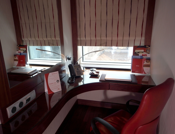 Imagen de la habitación del Hotel Crowne Plaza Riyadh Minhal, An Ihg. Foto 9