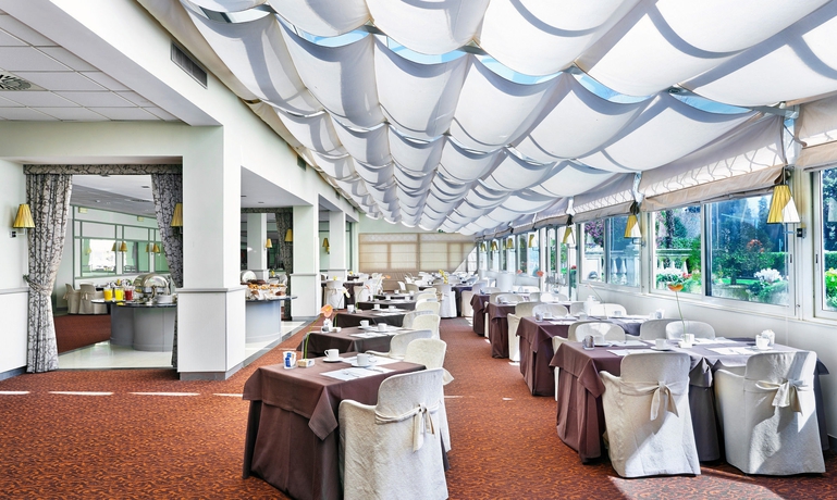 Imagen del bar/restaurante del Hotel Crowne Plaza Rome-St. Peter's by IHG. Foto 7