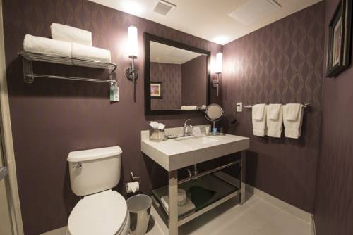 Imagen de la habitación del Hotel Crowne Plaza Saddle Brook, An Ihg. Foto 4