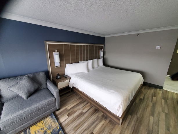 Imagen de la habitación del Hotel Crowne Plaza Saint John Harbour View, An Ihg. Foto 2