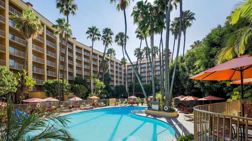 Imagen de la piscina del Hotel Crowne Plaza San Diego - Mission Valley, An Ihg. Foto 16