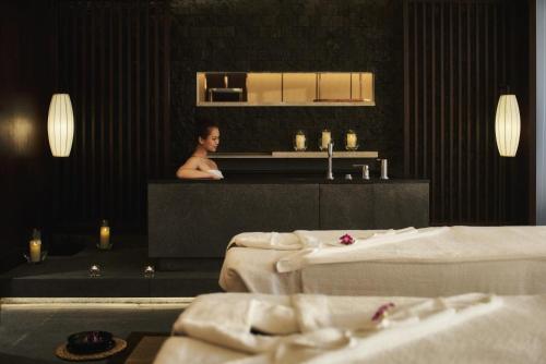 Imagen de los interiores del Hotel Crowne Plaza Sanya Haitang Bay Resort. Foto 8