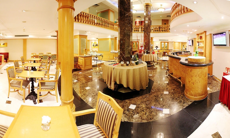 Imagen del bar/restaurante del Hotel Crowne Plaza Shanghai. Foto 2