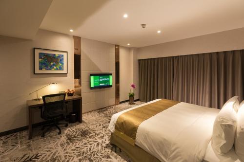 Imagen de la habitación del Hotel Crowne Plaza Shanghai Jinshan. Foto 7