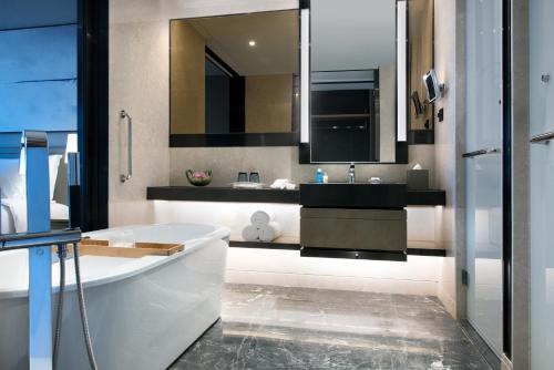 Imagen general del Hotel Crowne Plaza Shanghai Pujiang, An Ihg. Foto 3