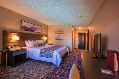 Imagen de la habitación del Hotel Crowne Plaza Silicon Valley North - Union City, an IHG. Foto 7