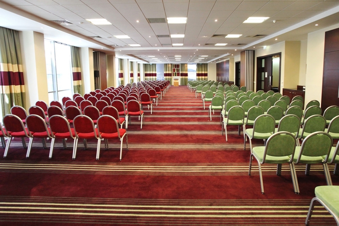 Imagen de los interiores del Hotel Crowne Plaza Sofia, An Ihg. Foto 14