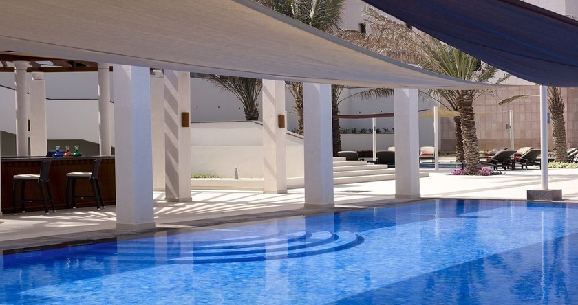 Imagen de los exteriores del Hotel Crowne Plaza Sohar, An Ihg. Foto 11