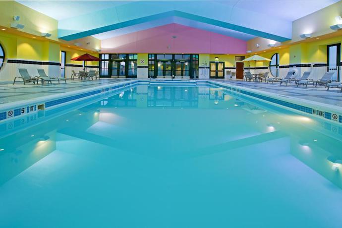 Imagen de la piscina del Hotel Crowne Plaza Springfield, An Ihg. Foto 19