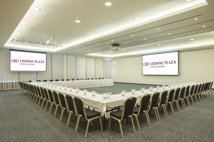 Imagen de los interiores del Hotel Crowne Plaza St. Petersburg Airport, An Ihg. Foto 15