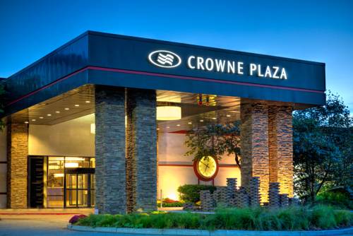 Imagen de la habitación del Hotel Crowne Plaza Suffern-mahwah. Foto 2
