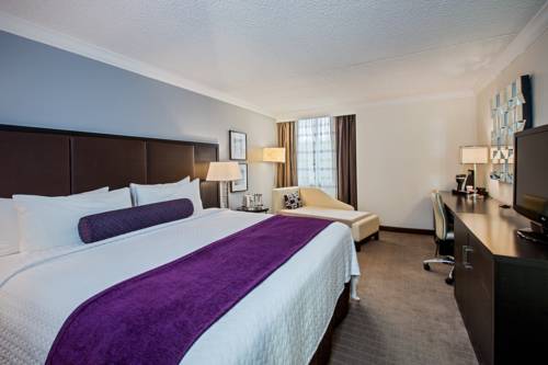 Imagen de la habitación del Hotel Crowne Plaza Suffern-mahwah. Foto 4
