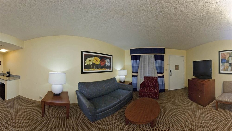 Imagen de los interiores del Hotel Crowne Plaza Suites Arlington, An Ihg. Foto 11