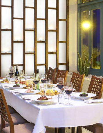 Imagen del bar/restaurante del Hotel Crowne Plaza Sydney Coogee Beach, An Ihg. Foto 4