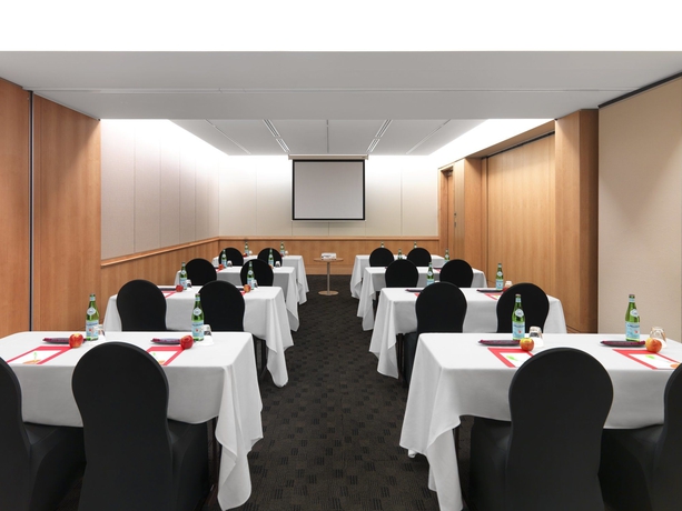 Imagen de los interiores del Hotel Crowne Plaza Sydney Macquarie Park by IHG. Foto 11