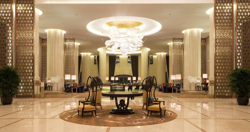 Imagen de los interiores del Hotel Crowne Plaza Tianjin Jinnan, An Ihg. Foto 18