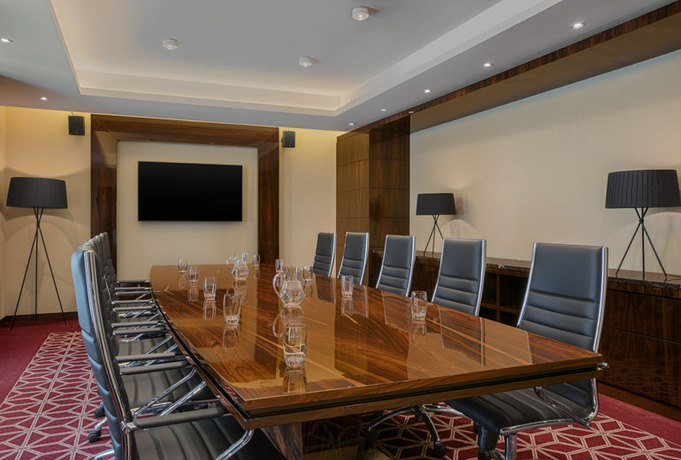 Imagen de los interiores del Hotel Crowne Plaza Ufa Congress Hotel ( ex. Sheraton Ufa Hotel ). Foto 6