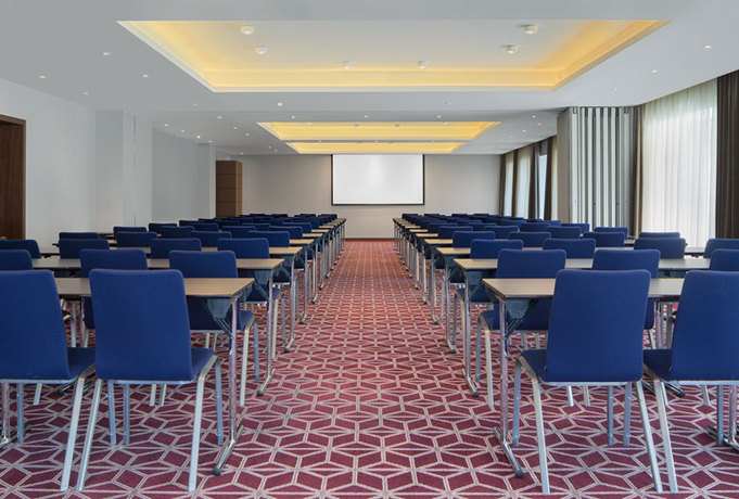 Imagen de los interiores del Hotel Crowne Plaza Ufa Congress Hotel ( ex. Sheraton Ufa Hotel ). Foto 7