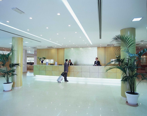 Imagen de los exteriores del Hotel Crowne Plaza Venice East, An Ihg. Foto 5