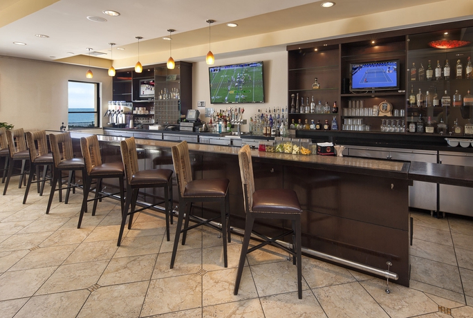 Imagen de los interiores del Hotel Crowne Plaza Ventura Beach, An Ihg. Foto 15