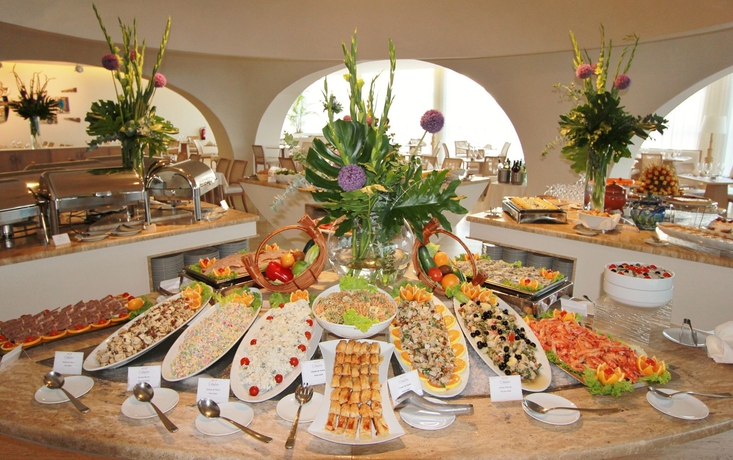 Imagen del bar/restaurante del Hotel Crowne Plaza Vilamoura - Algarve, An Ihg. Foto 5