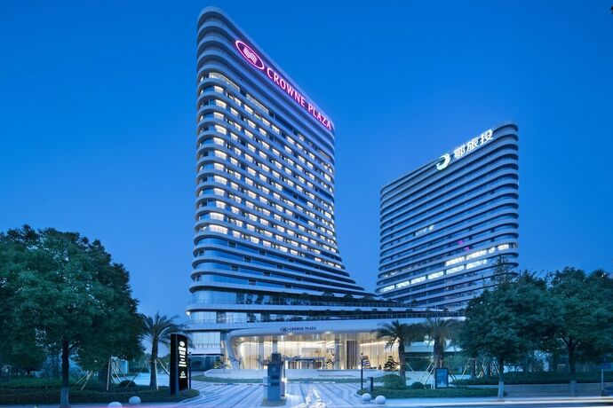 Imagen general del Hotel Crowne Plaza Wuhan Optics Valley, An Ihg. Foto 4