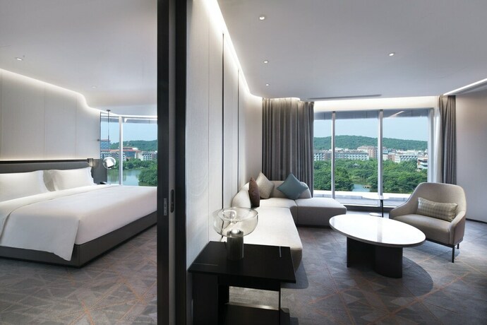 Imagen de la habitación del Hotel Crowne Plaza Wuhan Optics Valley, An Ihg. Foto 14