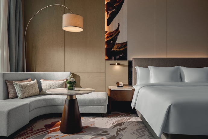 Imagen de la habitación del Hotel Crowne Plaza Wuhan Tianhe Airport by IHG. Foto 4