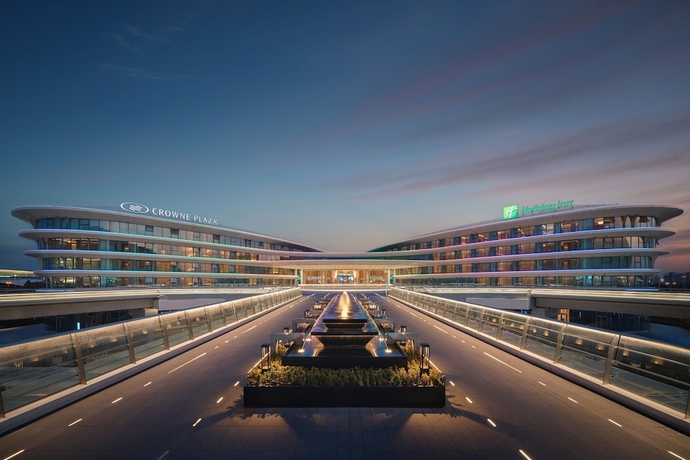 Imagen general del Hotel Crowne Plaza Wuhan Tianhe Airport by IHG. Foto 1