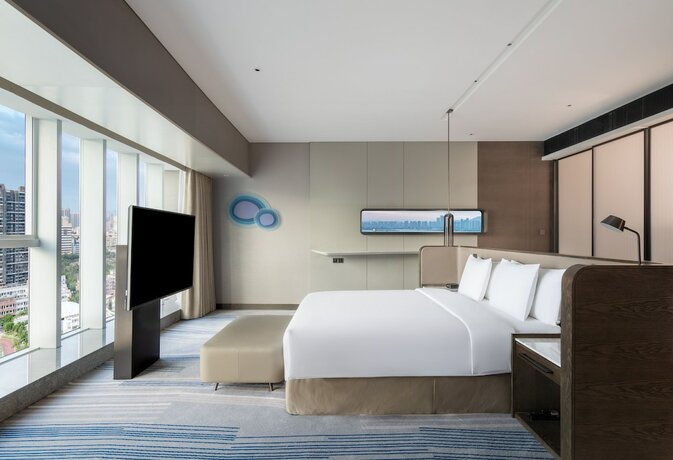 Imagen de la habitación del Hotel Crowne Plaza Xiamen Jimei, An Ihg Hotel. Foto 16