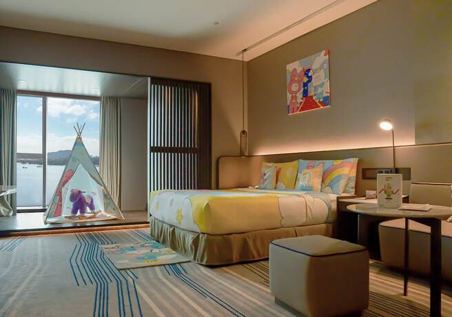 Imagen de la habitación del Hotel Crowne Plaza Xiamen Jimei, An Ihg Hotel. Foto 25
