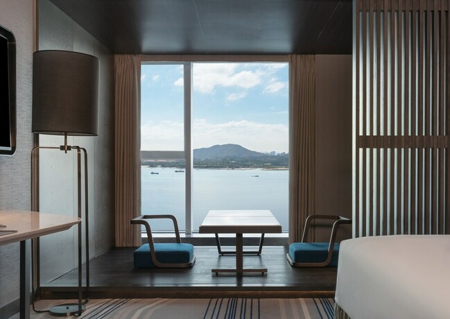 Imagen de la habitación del Hotel Crowne Plaza Xiamen Jimei, An Ihg Hotel. Foto 32