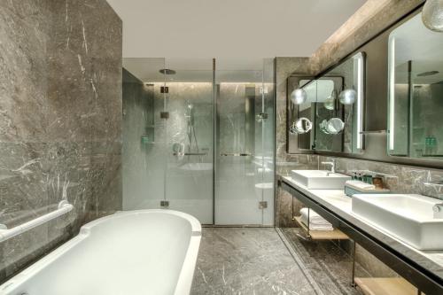 Imagen general del Hotel Crowne Plaza Xi\'an Weiyang, an IHG. Foto 9