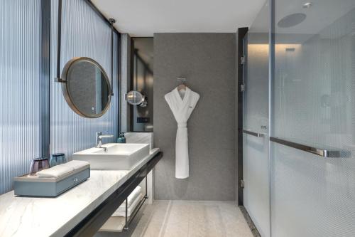 Imagen de la habitación del Hotel Crowne Plaza Xi\'an Weiyang, an IHG. Foto 19