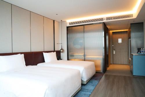 Imagen de la habitación del Hotel Crowne Plaza Xi\'an Weiyang, an IHG. Foto 20