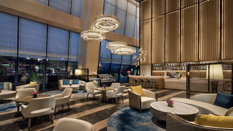 Imagen de los interiores del Hotel Crowne Plaza Xiangxi. Foto 11