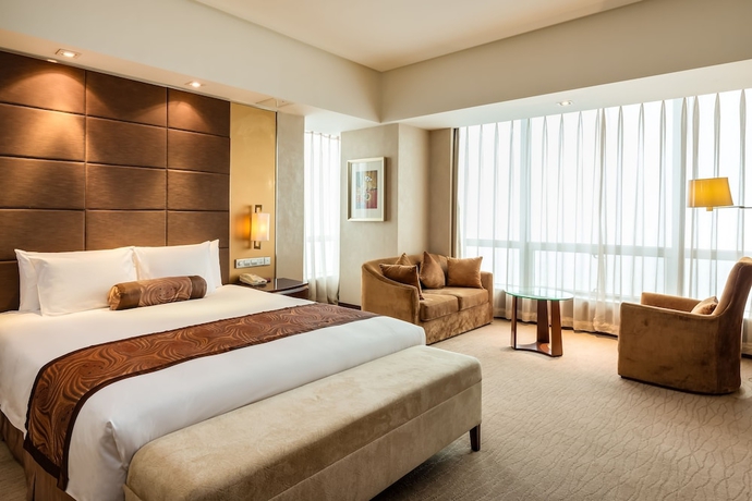 Imagen de la habitación del Hotel Crowne Plaza Yantai Seaview, An Ihg. Foto 7