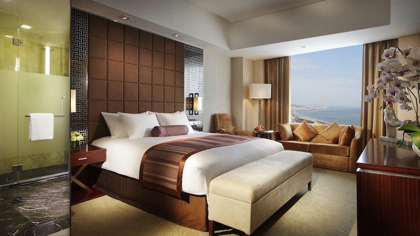 Imagen de la habitación del Hotel Crowne Plaza Yantai Seaview, An Ihg. Foto 14