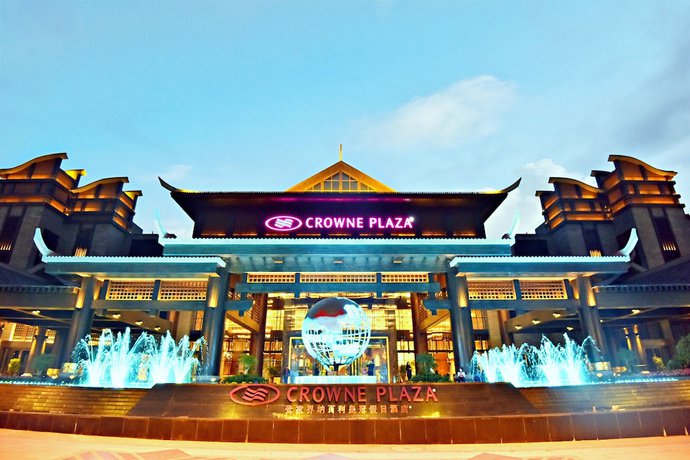 Imagen de los interiores del Hotel Crowne Plaza Zhangjiajie Wulingyuan. Foto 13