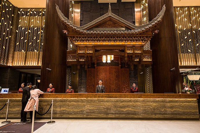Imagen de la habitación del Hotel Crowne Plaza Zhangjiajie Wulingyuan. Foto 4