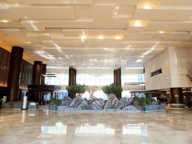 Imagen de la habitación del Hotel Crowne Plaza Zhangjiajie Wulingyuan. Foto 5