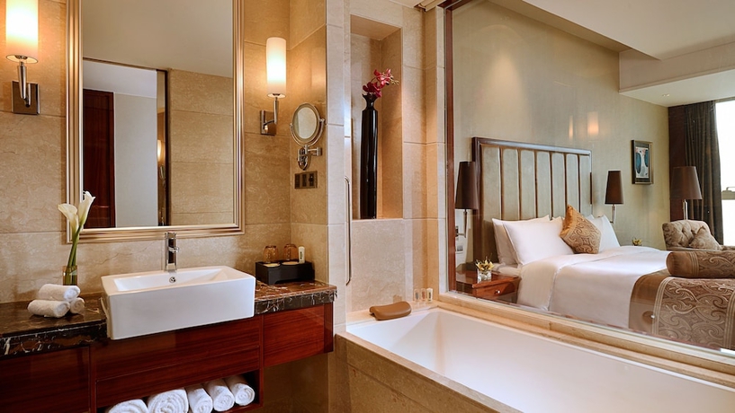 Imagen de la habitación del Hotel Crowne Plaza Zhenjiang, An Ihg. Foto 2