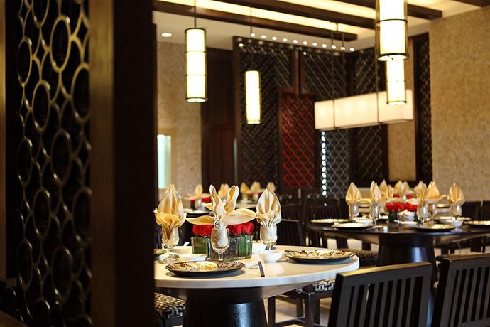 Imagen del bar/restaurante del Hotel Crowne Plaza Zhongshan Wing On City, An Ihg. Foto 4