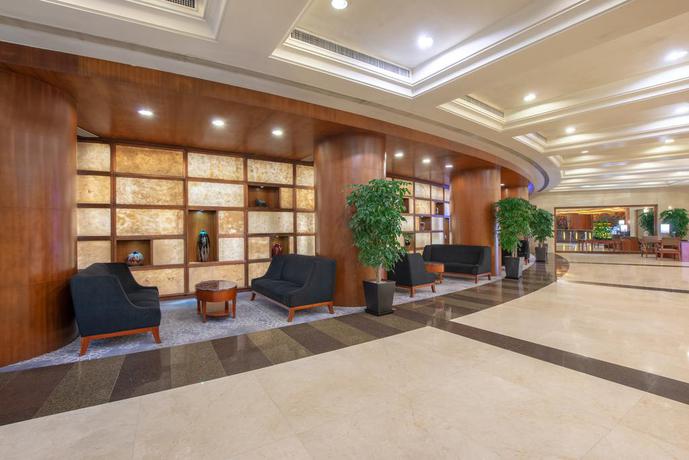 Imagen de los interiores del Hotel Crowne Plaza Zhuhai City Center, An Ihg. Foto 14