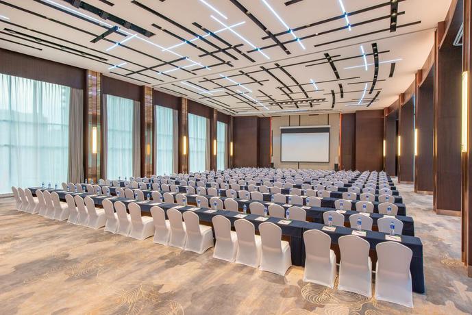 Imagen general del Hotel Crowne Plaza Zhuhai City Center, An Ihg. Foto 4