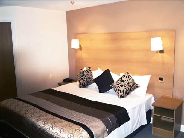 Imagen de la habitación del Hotel Crowwood. Foto 15