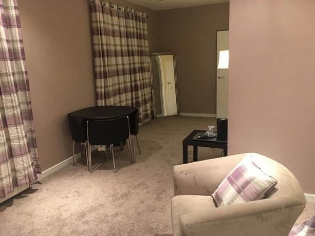 Imagen general del Hotel Crowwood. Foto 2